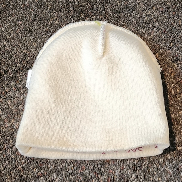 Knit Beanie Snowflake Print Cream & Purple LHS International LLC - Picture 4 of 4